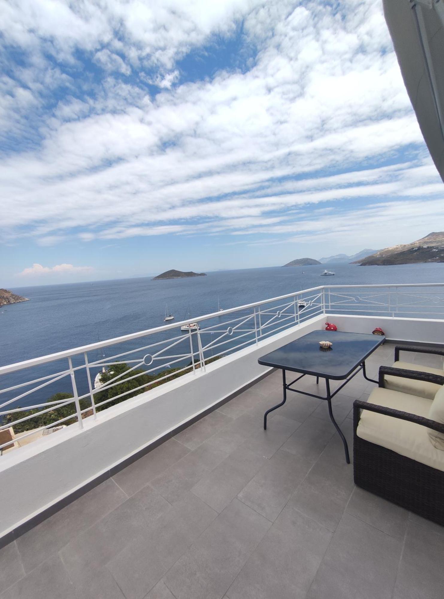 Infinity Blue Suite Panteli Dış mekan fotoğraf